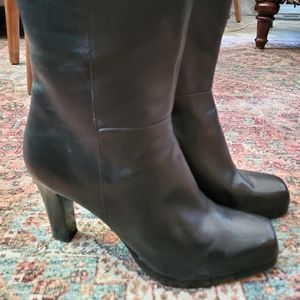 Nine West Leather High Heal Bootie size 8m